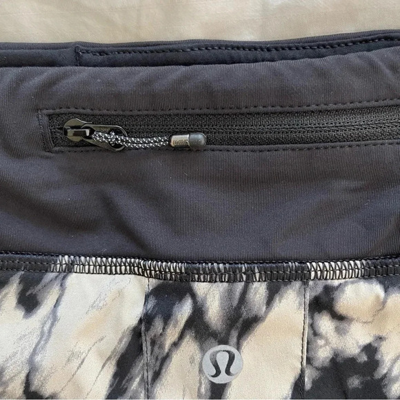 Lululemon Run: Pace Setter Skirt in Great Granite Black Mojave Tan/Black Size 10 - Picture 14 of 15
